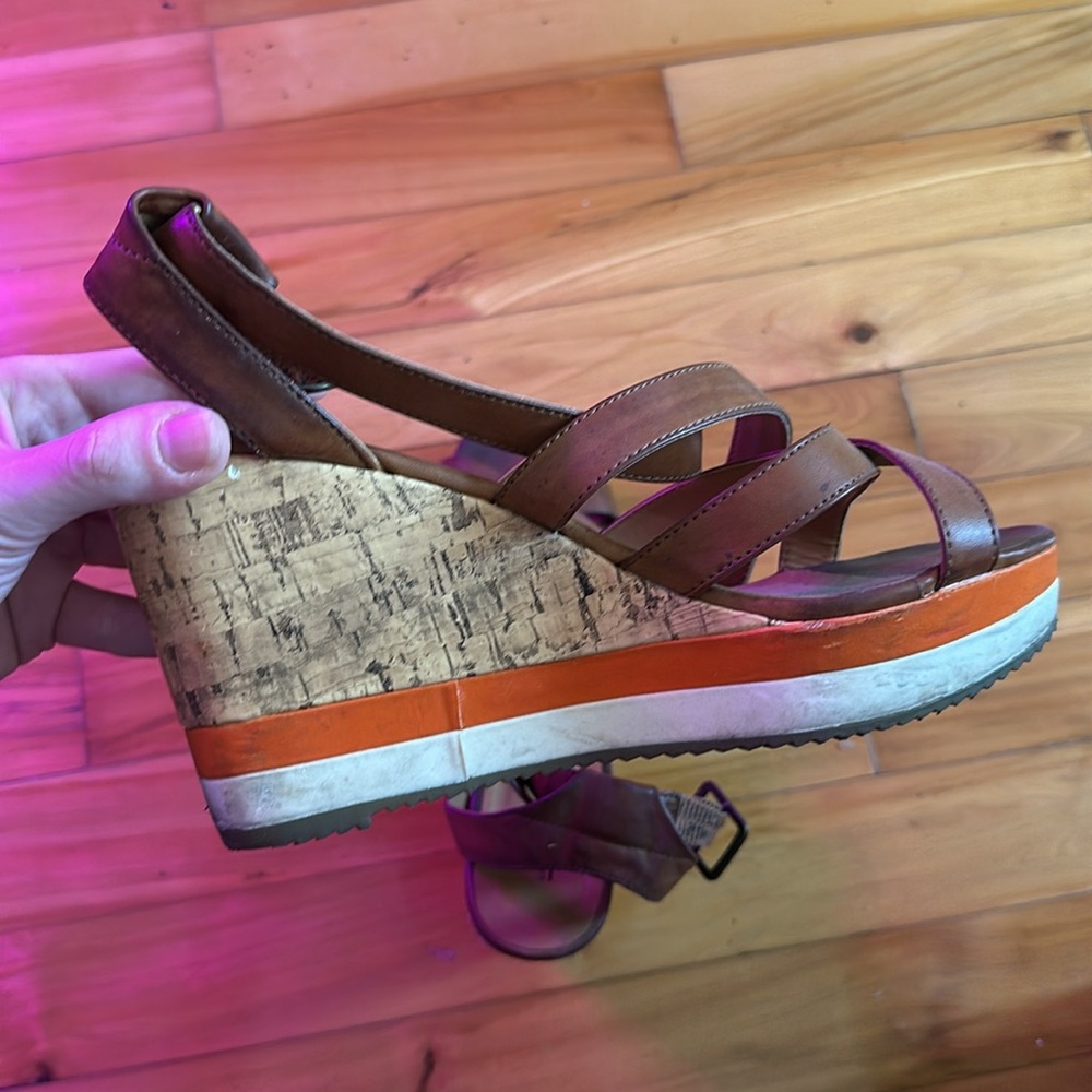 Summery espadrilles - Picture 2 of 3